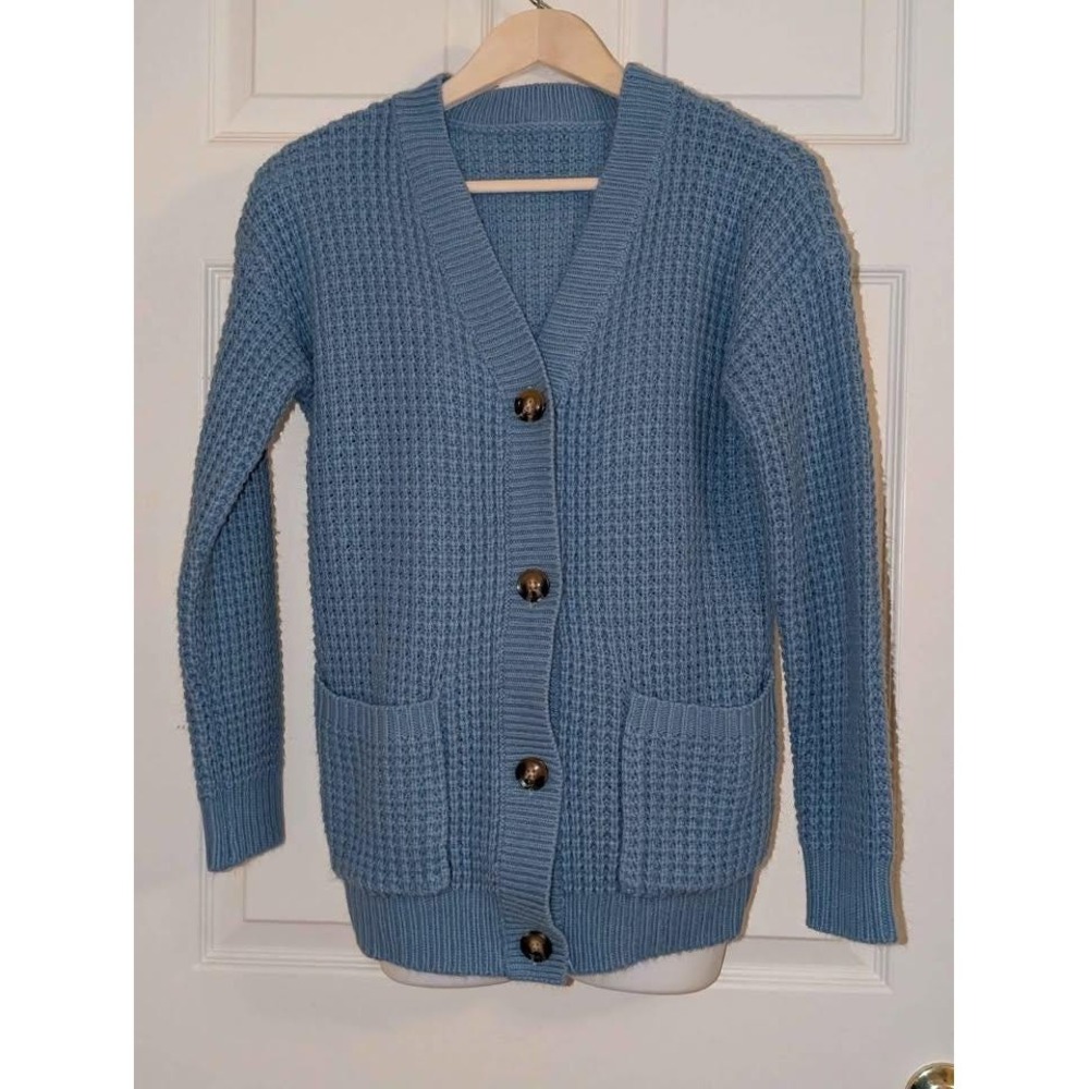 Vintage Style Carolina Blue Waffle Knit Cardigan | Button Front Pocket Medium